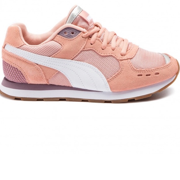 Puma Sneakers Size 7.5 - Picture 2 of 12